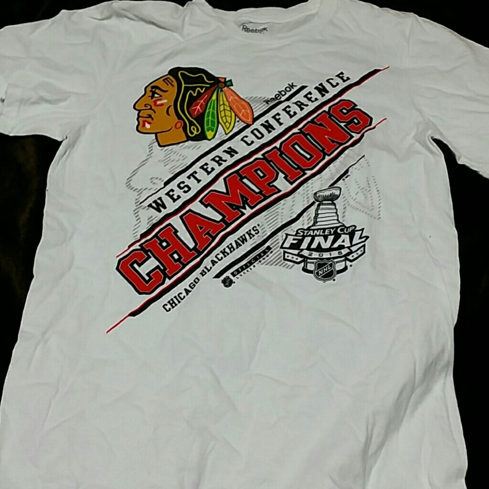 Chicago Blackhawks Reebok shirt